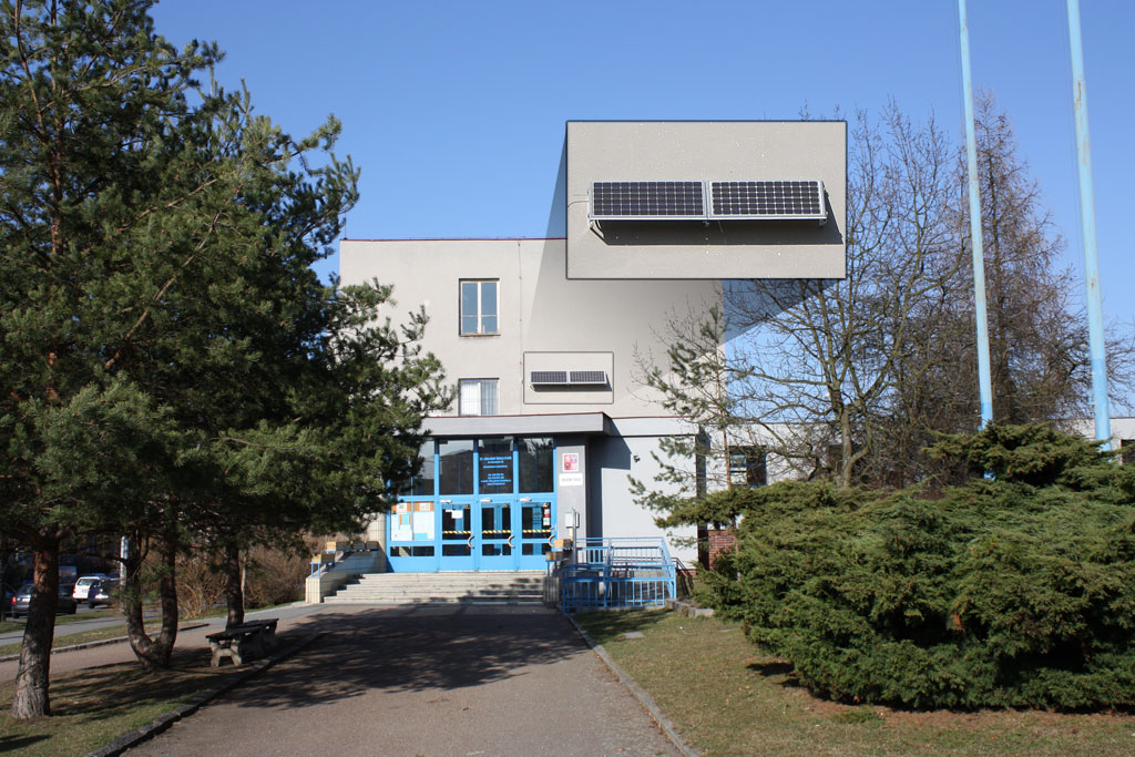 Dvojice fotovoltaických panelů