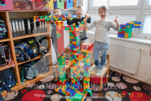2025-11-20_13-29-54
